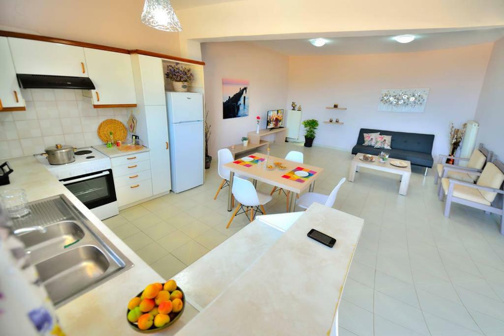 Eliana Apartment Kissamos Luaran gambar